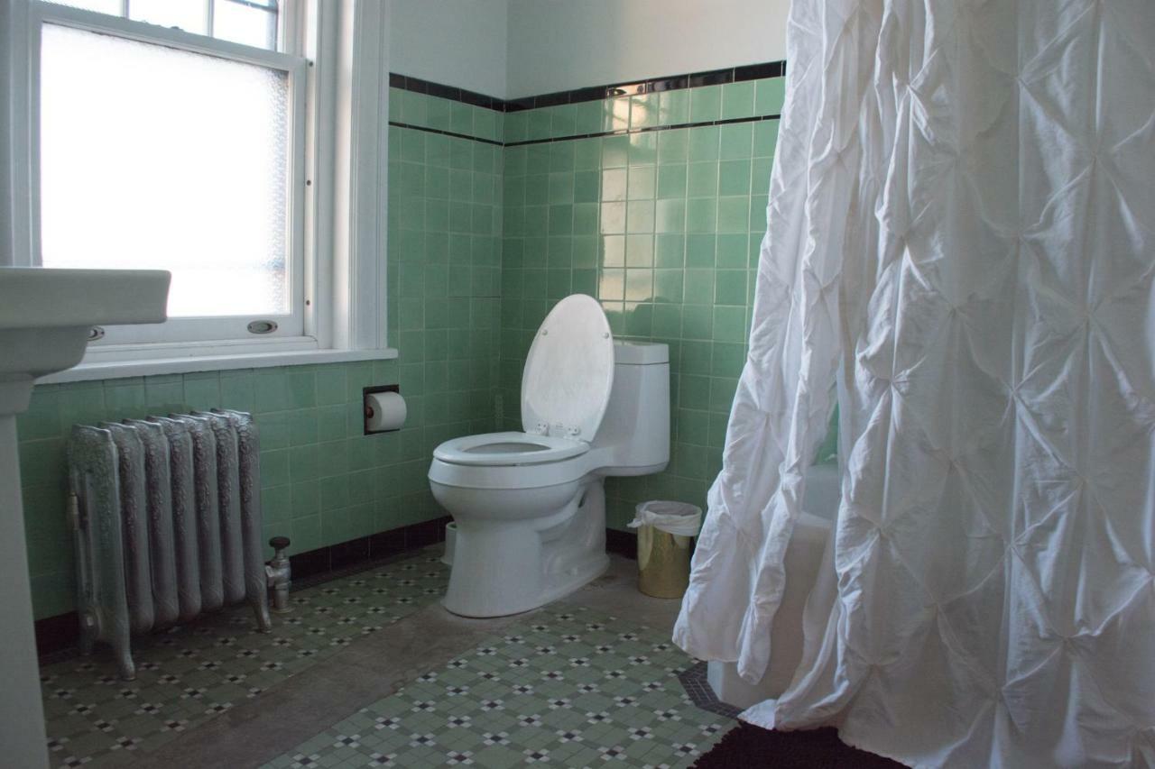 Bed and Breakfast Historic Benner Mansion Аллентаун Номер фото